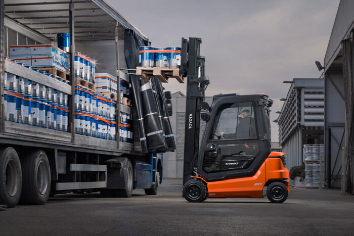Toyota Traigo48, 4-wheel 2t