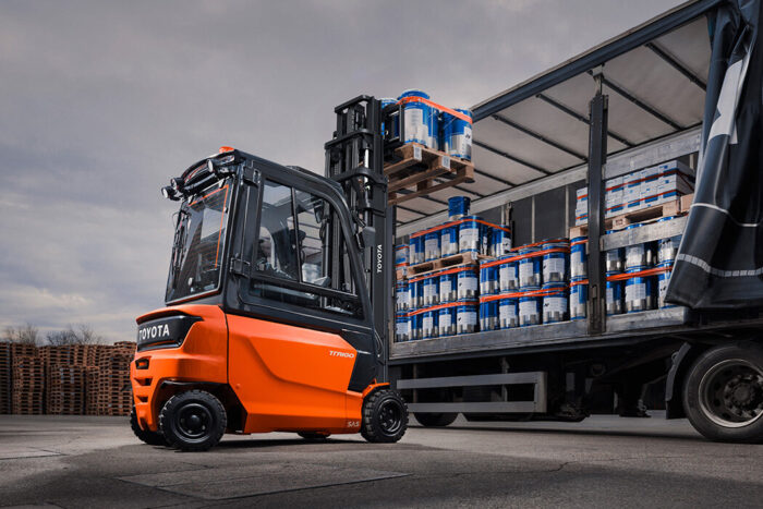 Toyota Traigo48, 4-wheel 2t Compact