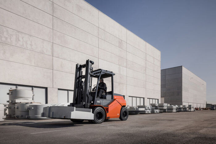 Toyota Traigo 80 7 tonnes