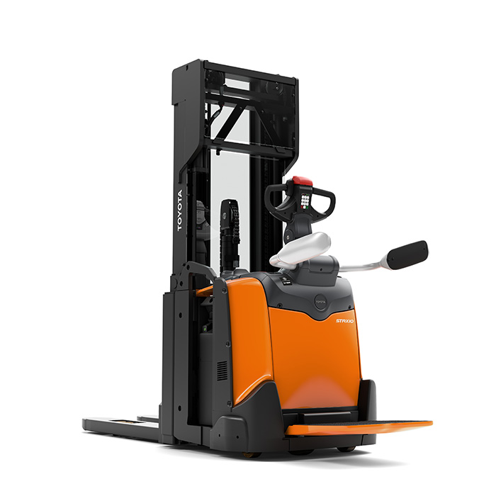 BT Staxio 2t Stacker with Platform and Elevating support arms