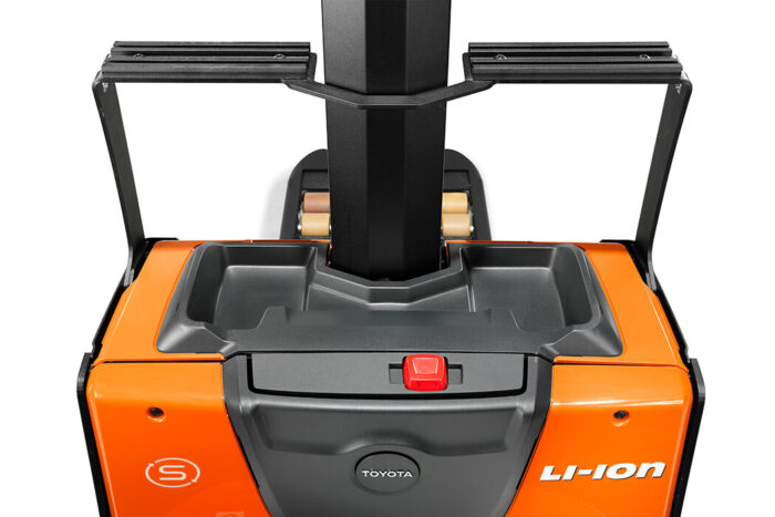 BT Staxio 0.8t Stacker