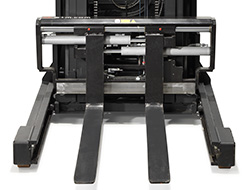 Integrated fork positioner