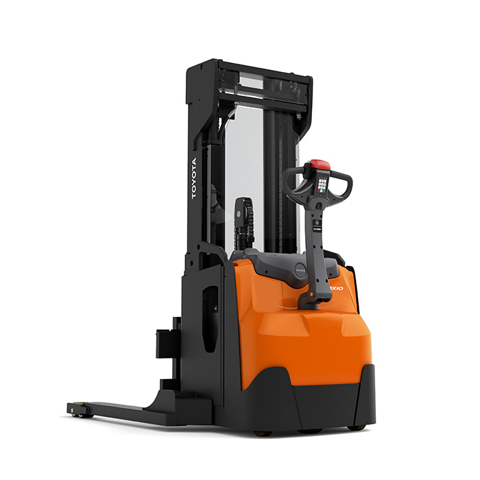 BT Staxio 1.4t Stacker with Straddle