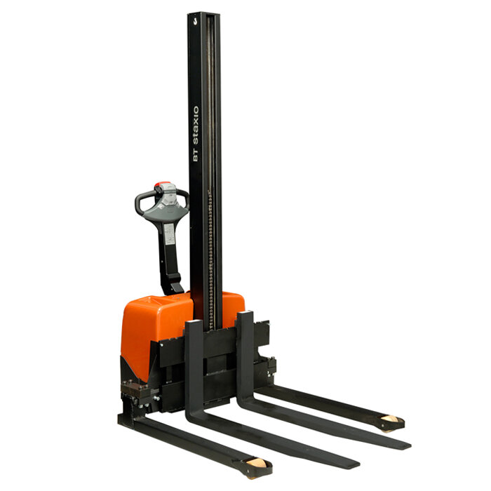 BT Staxio 1t Compact straddle stacker